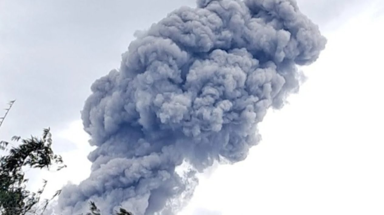 Erupsi Gunung Marapi Sumatera Barat