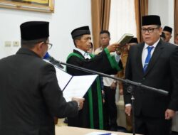 Resmi Dilantik Bupati Eka Putra, Elizar Jabat Pj. Sekda Tanah Datar