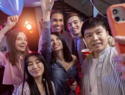 Survei YouGov: Pola Penggunaan THR di Kalangan Masyarakat Indonesia