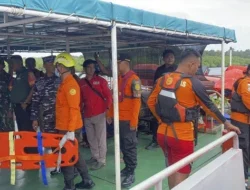 Selamat! Seluruh Korban Kapal Terbalik di Mentawai Berhasil Ditemukan