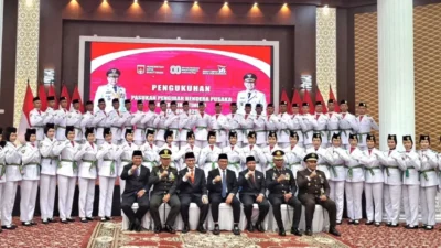 54 Putra-Putri Terbaik Bukittinggi Dikukuhkan sebagai Paskibraka HUT RI ke-80