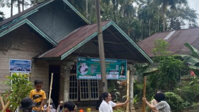 Mahasiswa KKN Universitas Mohammad Natsir Bukittinggi dan Dasawisma Kampuang Surau Ajak Warga Sehat Alami dengan Tanaman Obat Keluarga