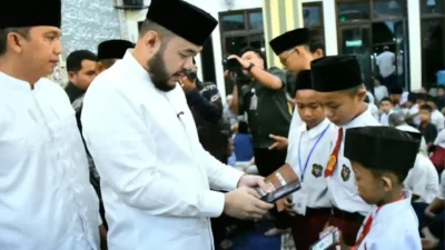 Program Smart Surau di Kota Padang Dimulai, Siswa dan Guru Wajib Shalat Berjamaah