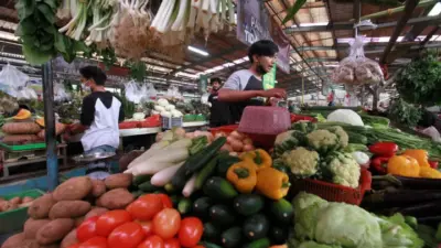 Kereta Api Petani dan Pedagang Tetap Beroperasi Selama Nataru 2025–2026, Distribusi Pangan Terjaga