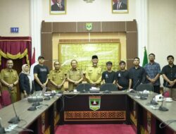 Mahyeldi Tegaskan Jalur KA Lembah Anai Tidak Dibongkar, Fokus Reaktivasi dan Pelestarian