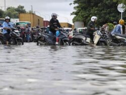 Banjir Jakarta Hari Ini: Kali Krukut Meluap, 3 RT di Cilandak Timur Terendam hingga 95 Cm