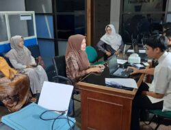 Kepsek SD–SMP Padang Ramai-ramai Aktivasi TTE di Diskominfo, Birokrasi Makin Digital