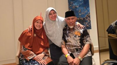 Momen Haru dr. Diniy Miftahul Muthmainnah Bertiga dengan Mahyeldi, Perjalanan 3 Hari yang Penuh Makna