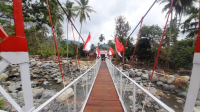Jembatan Gantung Merah Putih di Kuranji Padang Diresmikan Prabowo, Anak Kampung Guo Kini Mudah ke Sekolah